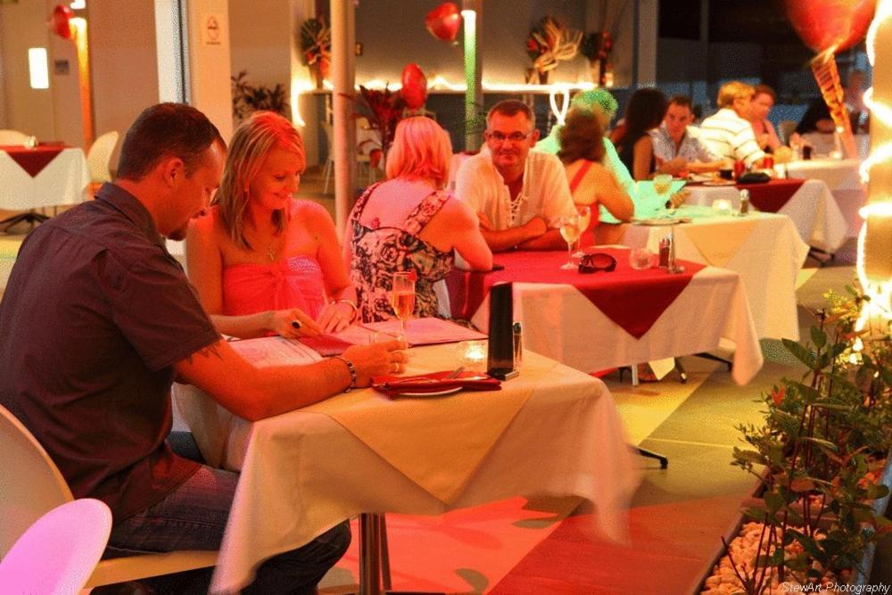 Ramada By Wyndham Hervey Bay Eksteriør bilde A restaurant in Croatia
