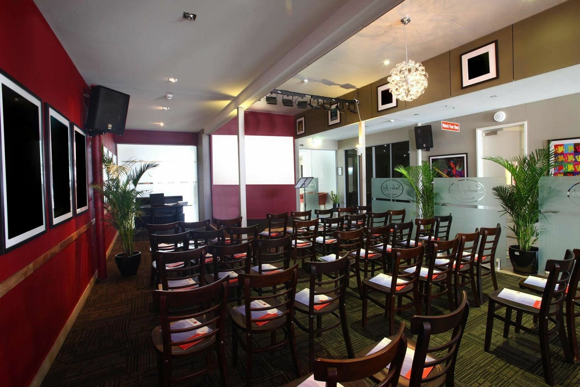 Ramada By Wyndham Hervey Bay Eksteriør bilde The interior of the 2010 event