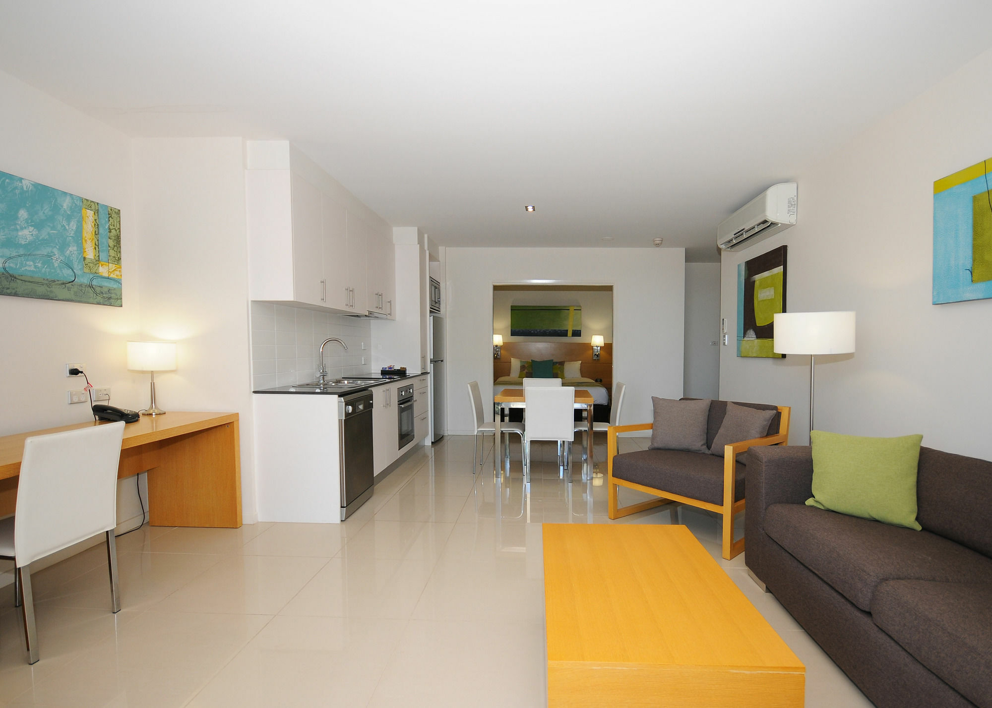 Ramada By Wyndham Hervey Bay Eksteriør bilde A typical apartment at the Village